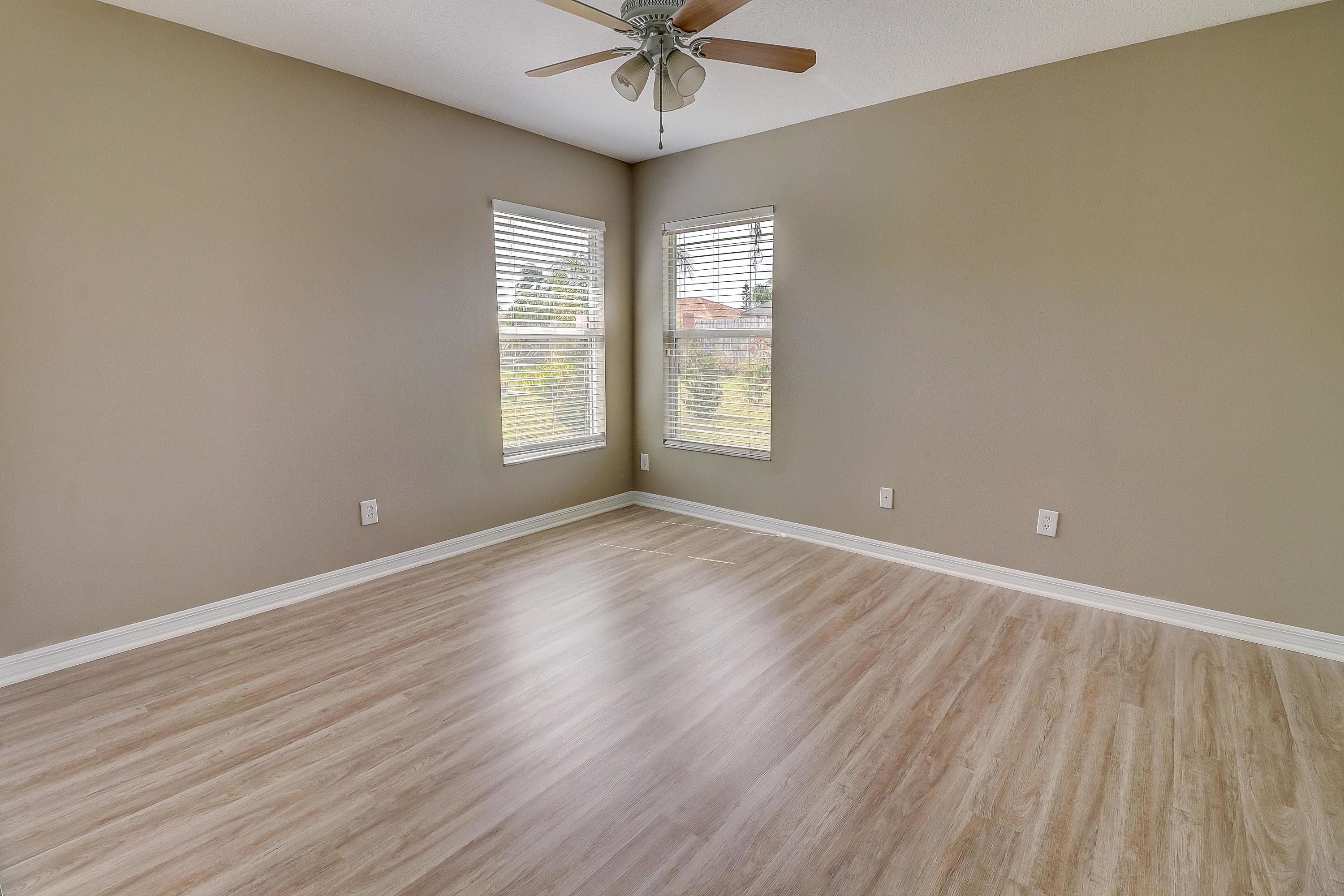 PORT ST LUCIE SECTION 10 - Residential Lease