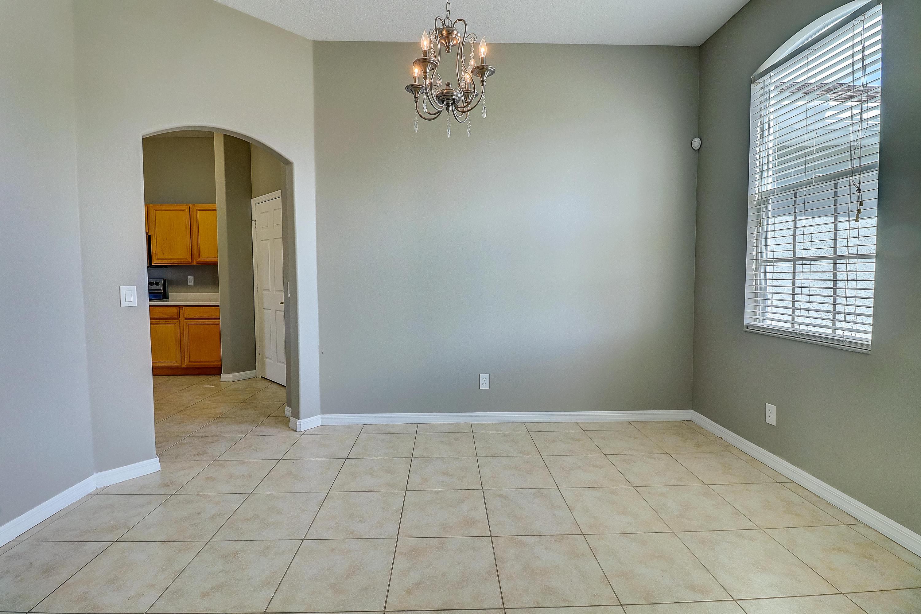 PORT ST LUCIE SECTION 10 - Residential Lease