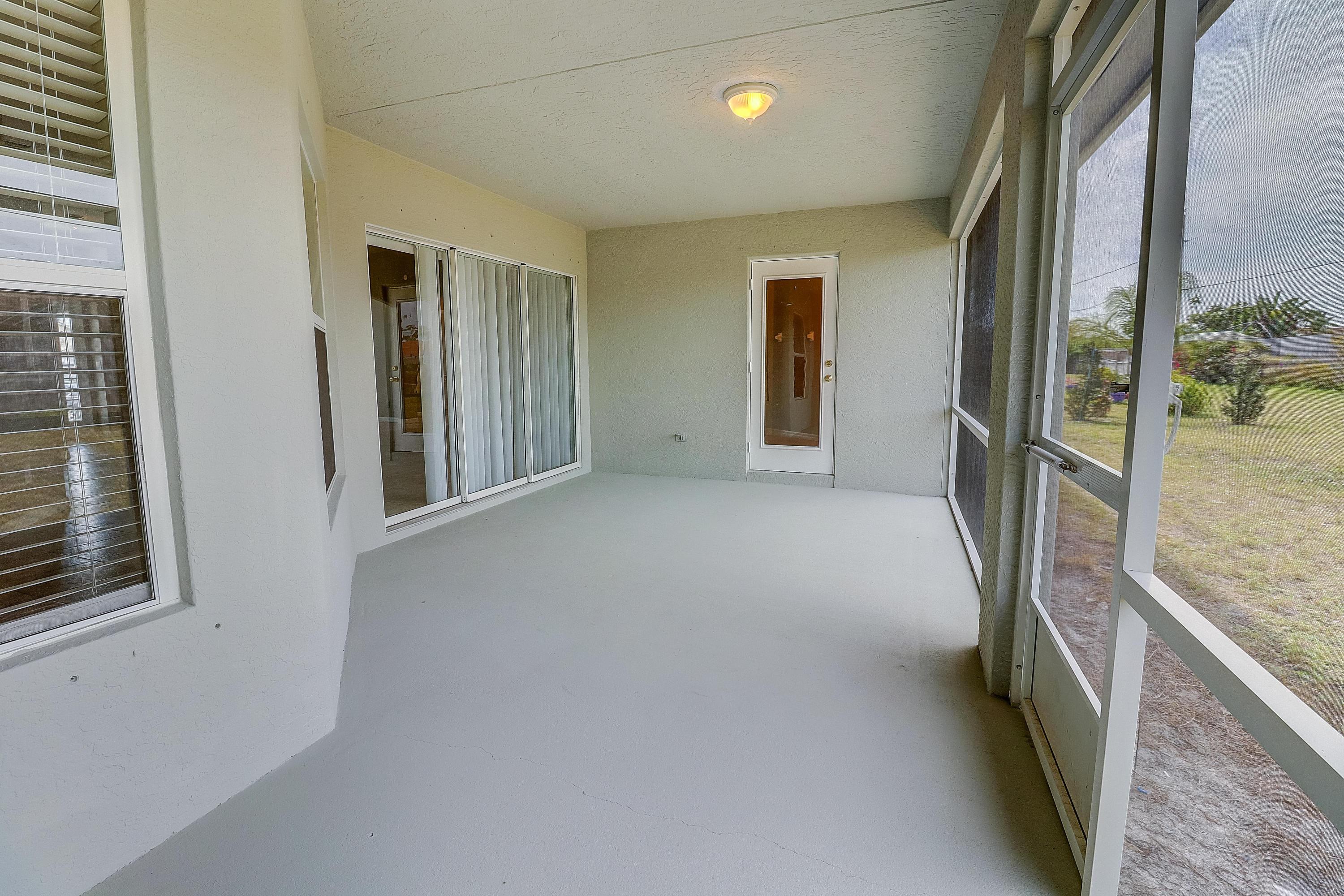 PORT ST LUCIE SECTION 10 - Residential Lease