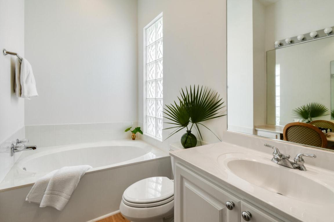 THE RETREAT - Residential