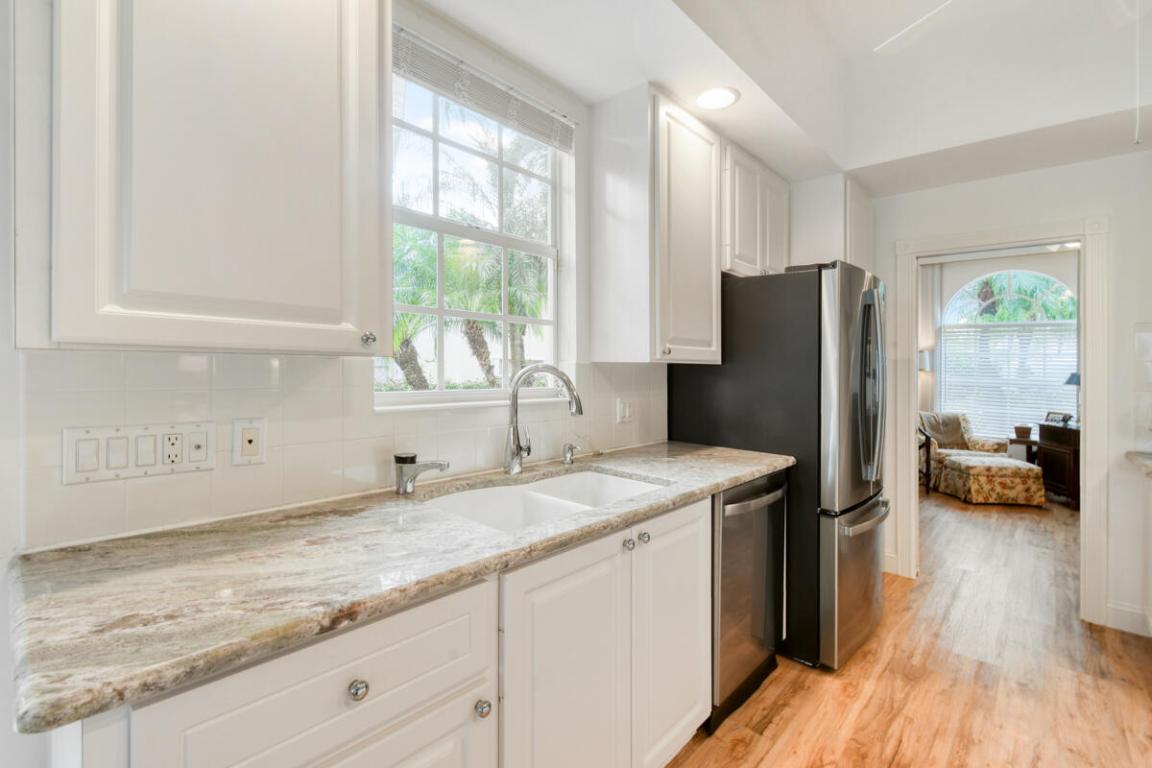 THE RETREAT - Residential