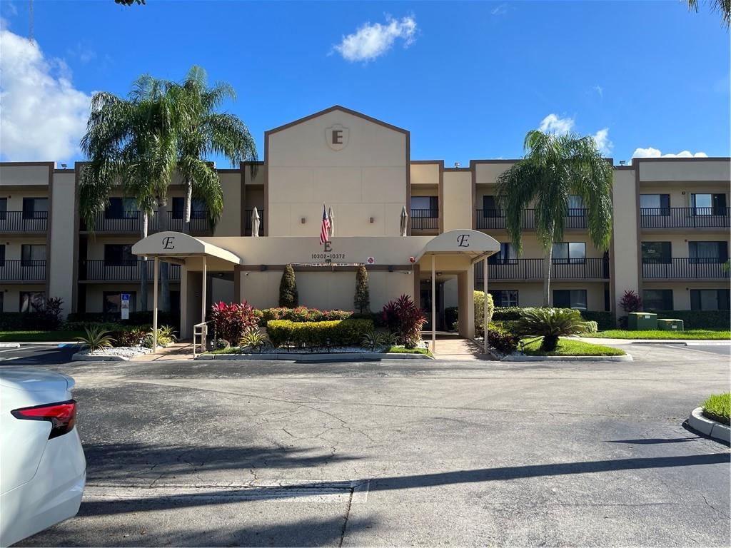 KINGS POINT - Residential