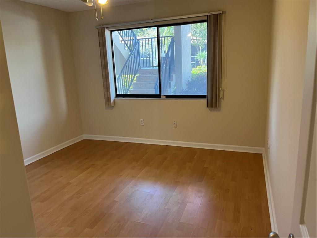 KINGS POINT - Residential