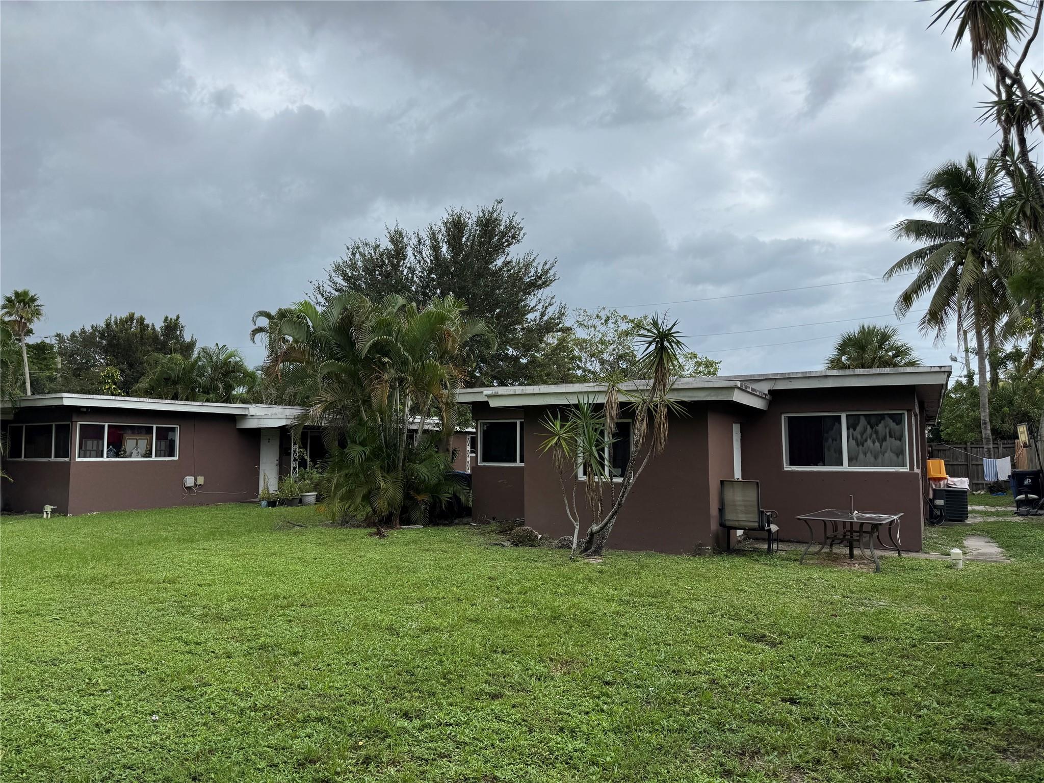 Riverside 3 7-17 B - Residential Lease