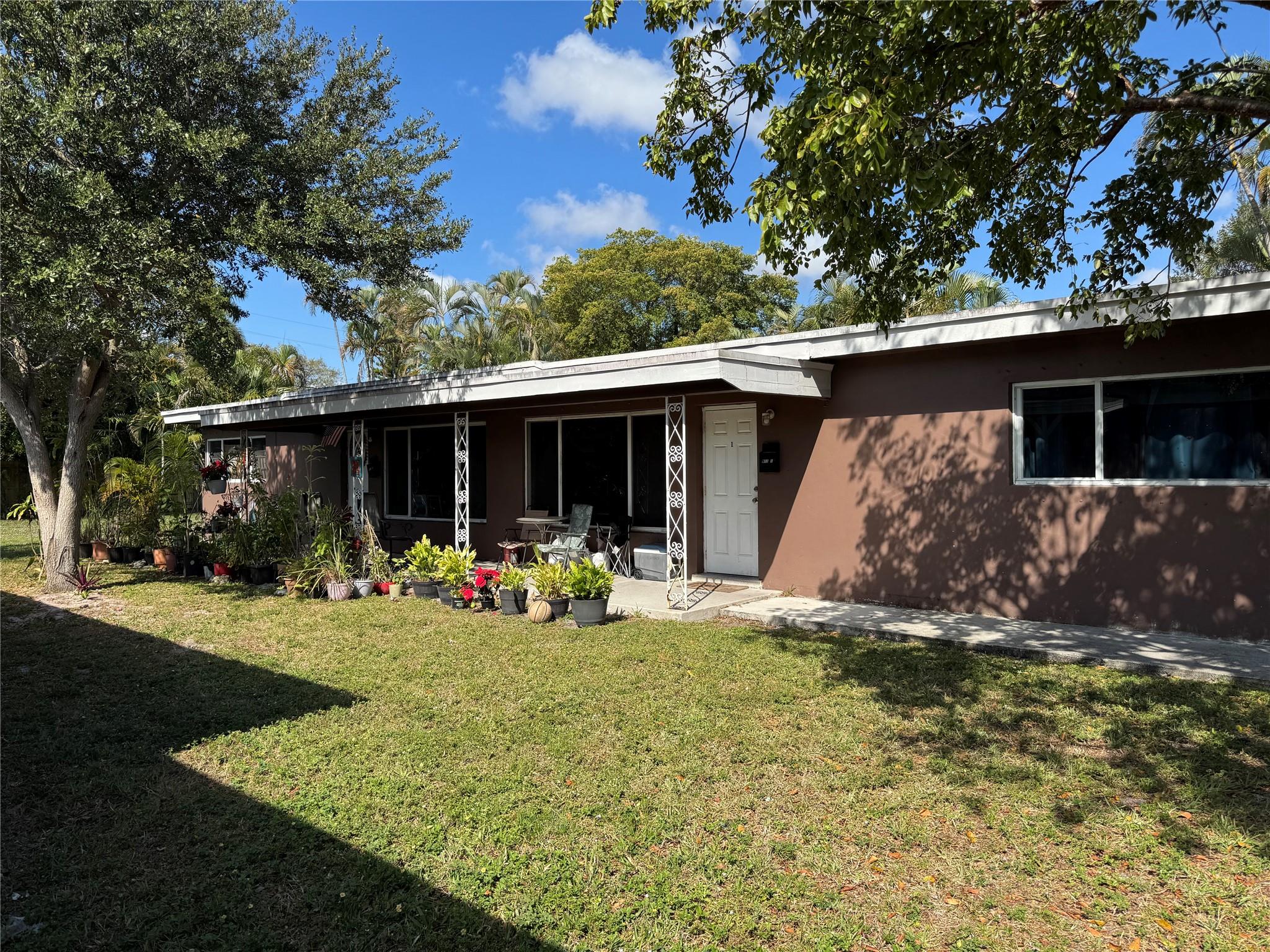 Riverside 3 7-17 B - Residential Lease