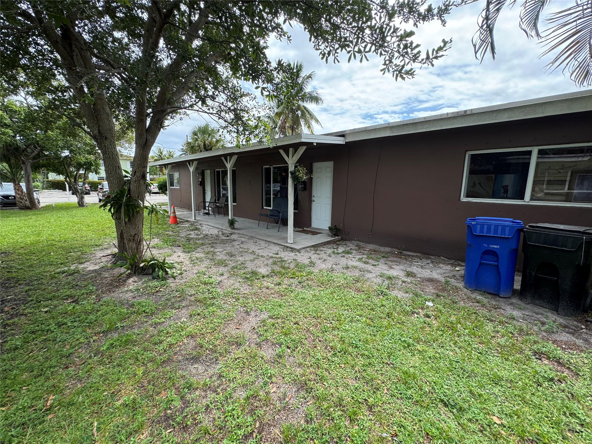 Riverside 3 7-17 B - Residential Lease