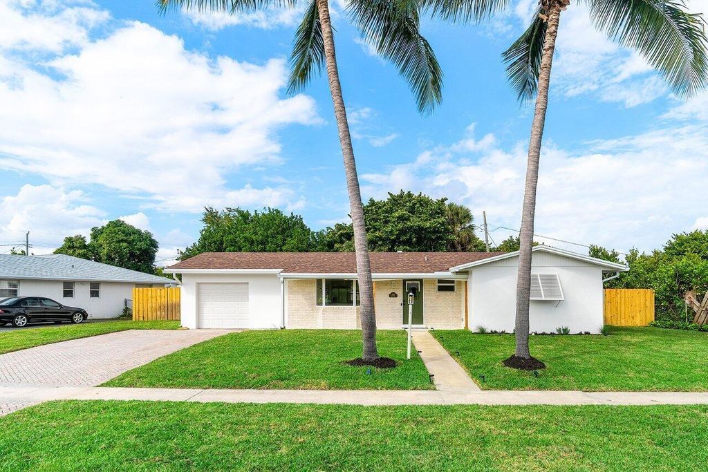 Photo of 2433 Palm Road, West Palm Beach, FL 33406 (MLS # B26051298)
