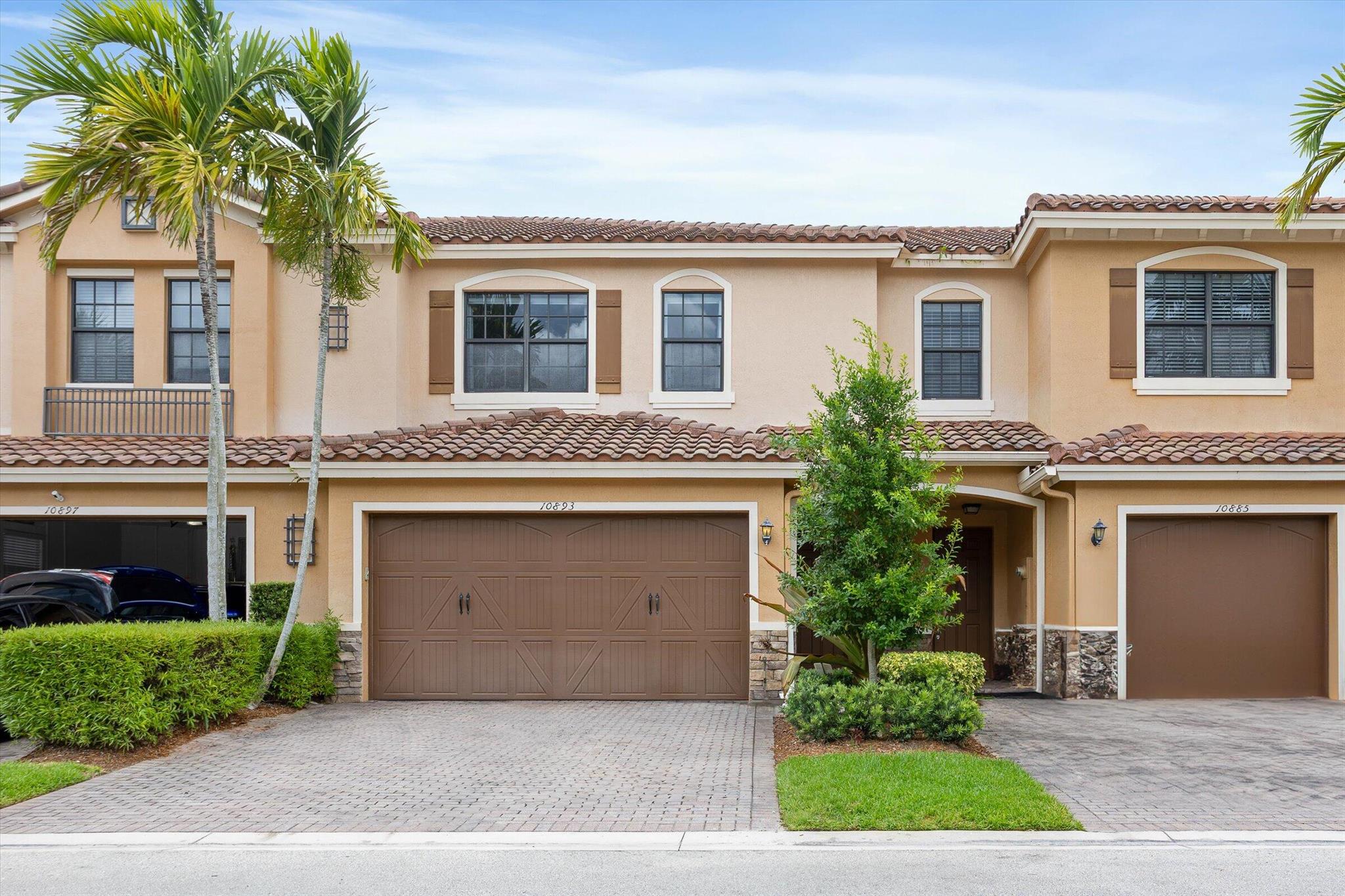 The most affordable townhome in Parkland with a low monthly HOA of $199!This beautiful turnkey move-in ready 3/2.5 townhome features: Hurricane impact windows & doors -- Screened-in patio -- Laundry room with newer full size washer/dryer -- Upgraded kitchen with Stainless Steel appliances and re-finished wood cabinets & granite counters -- Spacious primary bedroom -- NO CARPET with luxury vinyl flooring downstairs and laminate upstairs -- NEW AC (2024) -- BLACKOUT BLINDS in all bedrooms! Parkland Reserve is a newer community located across from Heron Bay. Minutes from some of the best schools in Parkland and Broward!Low HOA includes lawn care & a community pool.
