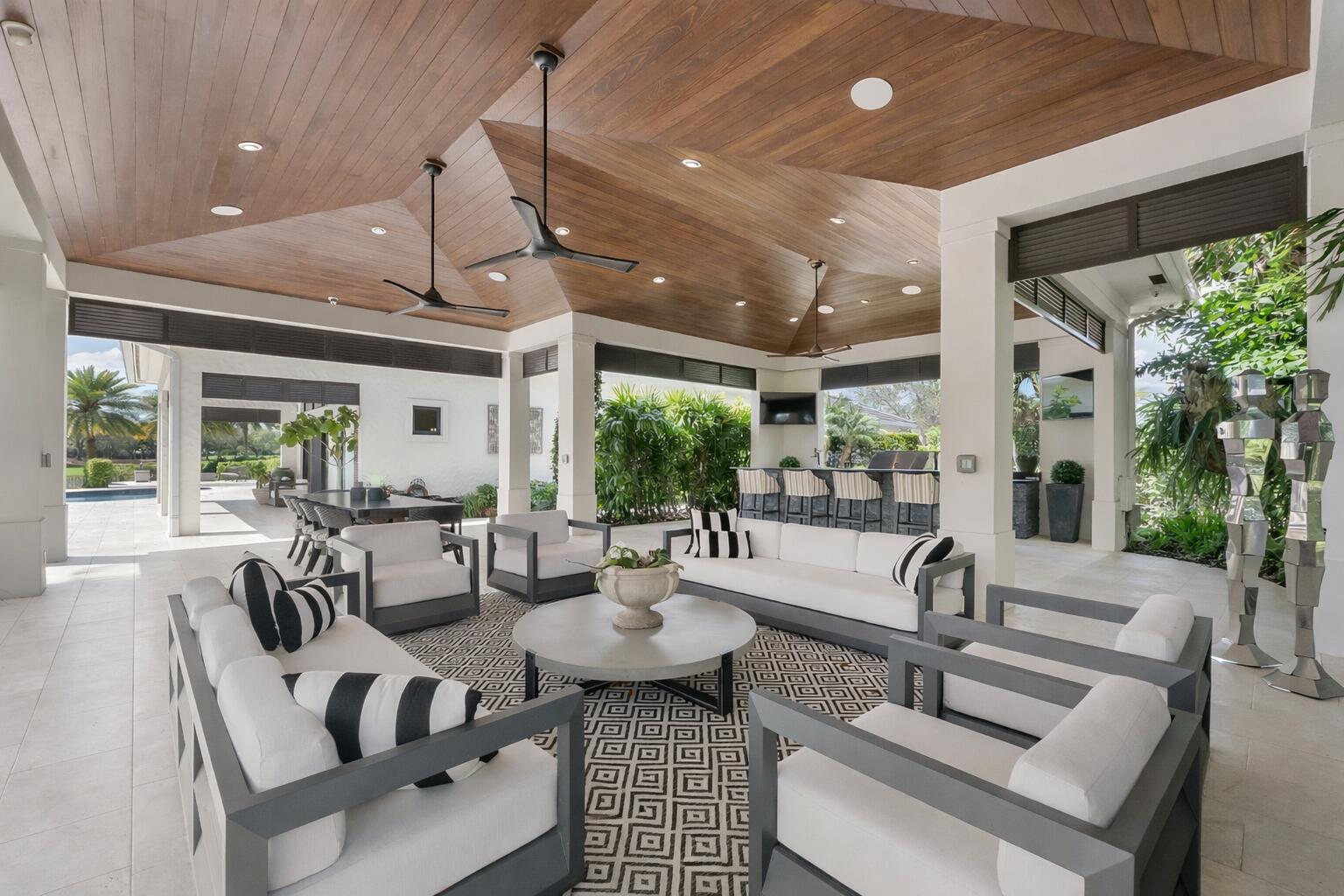 9840 BAY LEAF Court