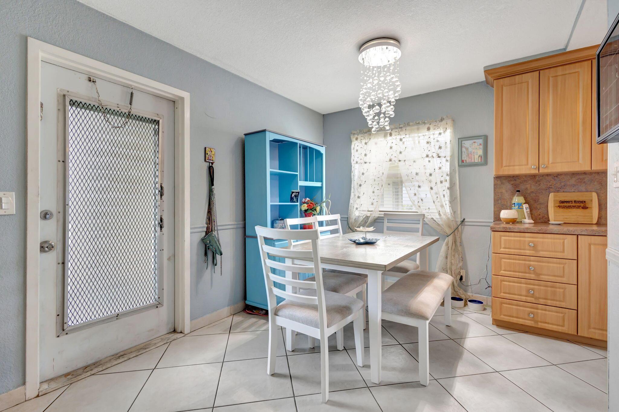 KINGS POINT MONACO CONDOS - Residential