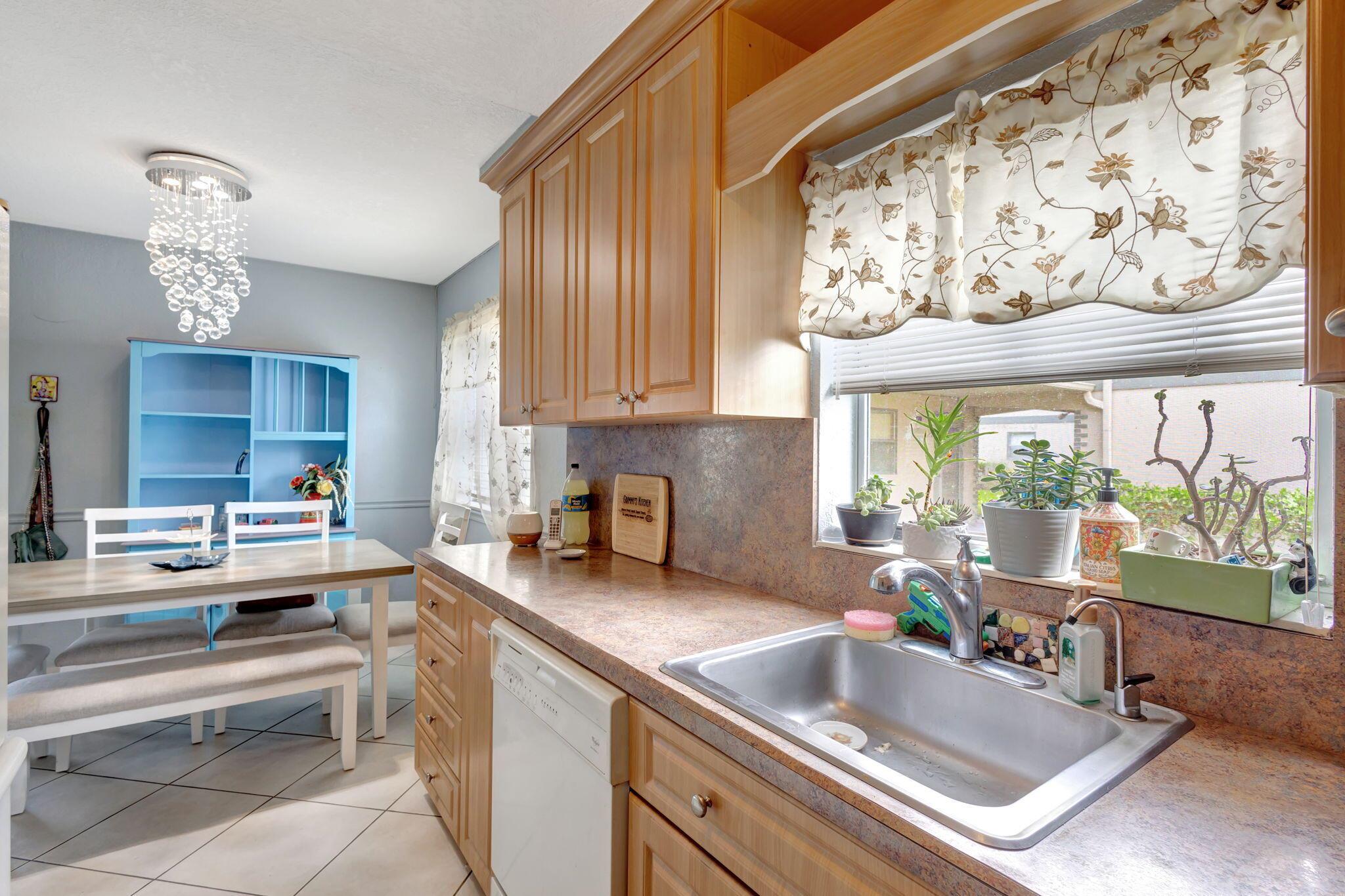KINGS POINT MONACO CONDOS - Residential