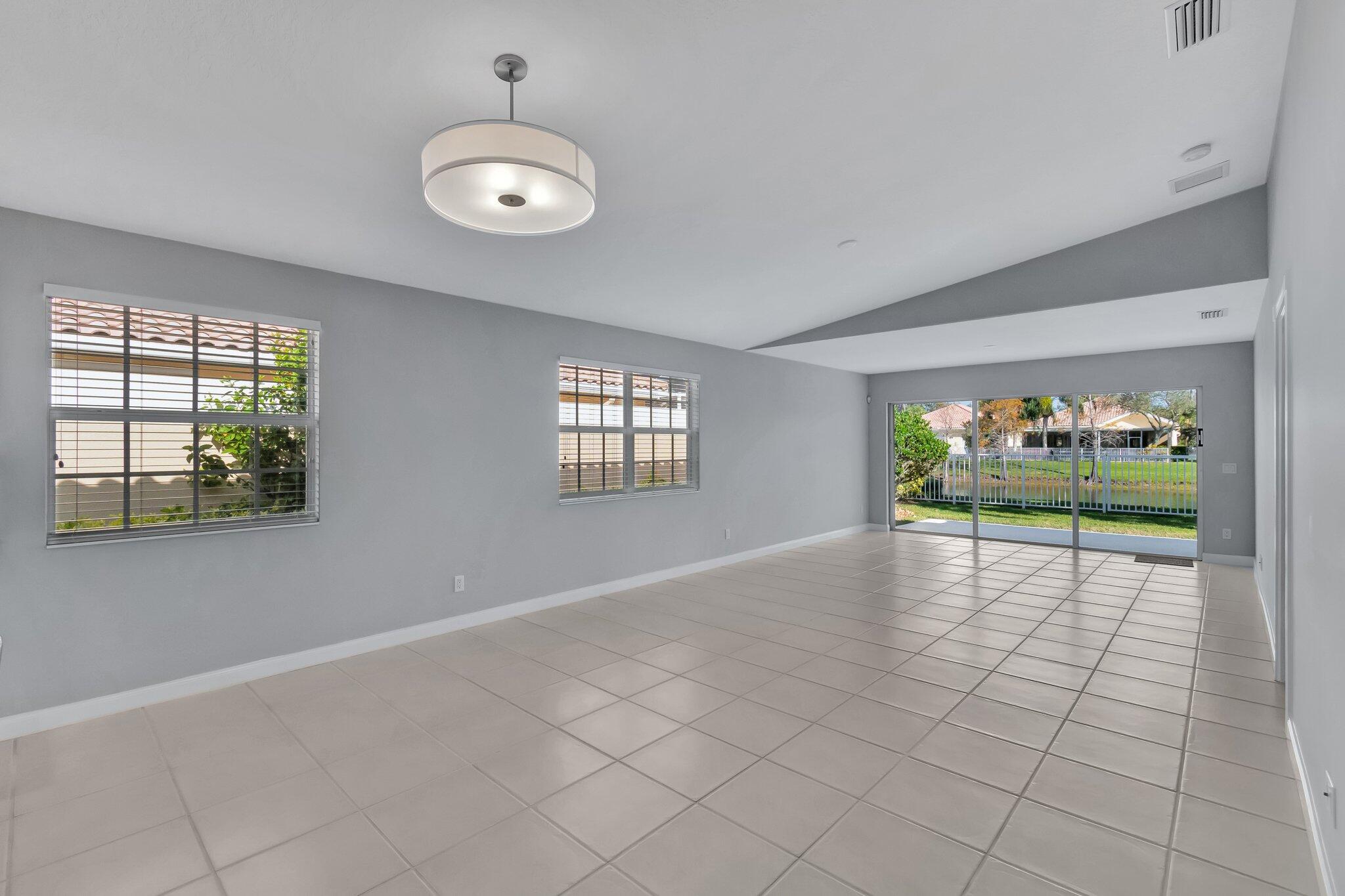 VILLAGEWALK OF WELLINGTON 1 - Residential