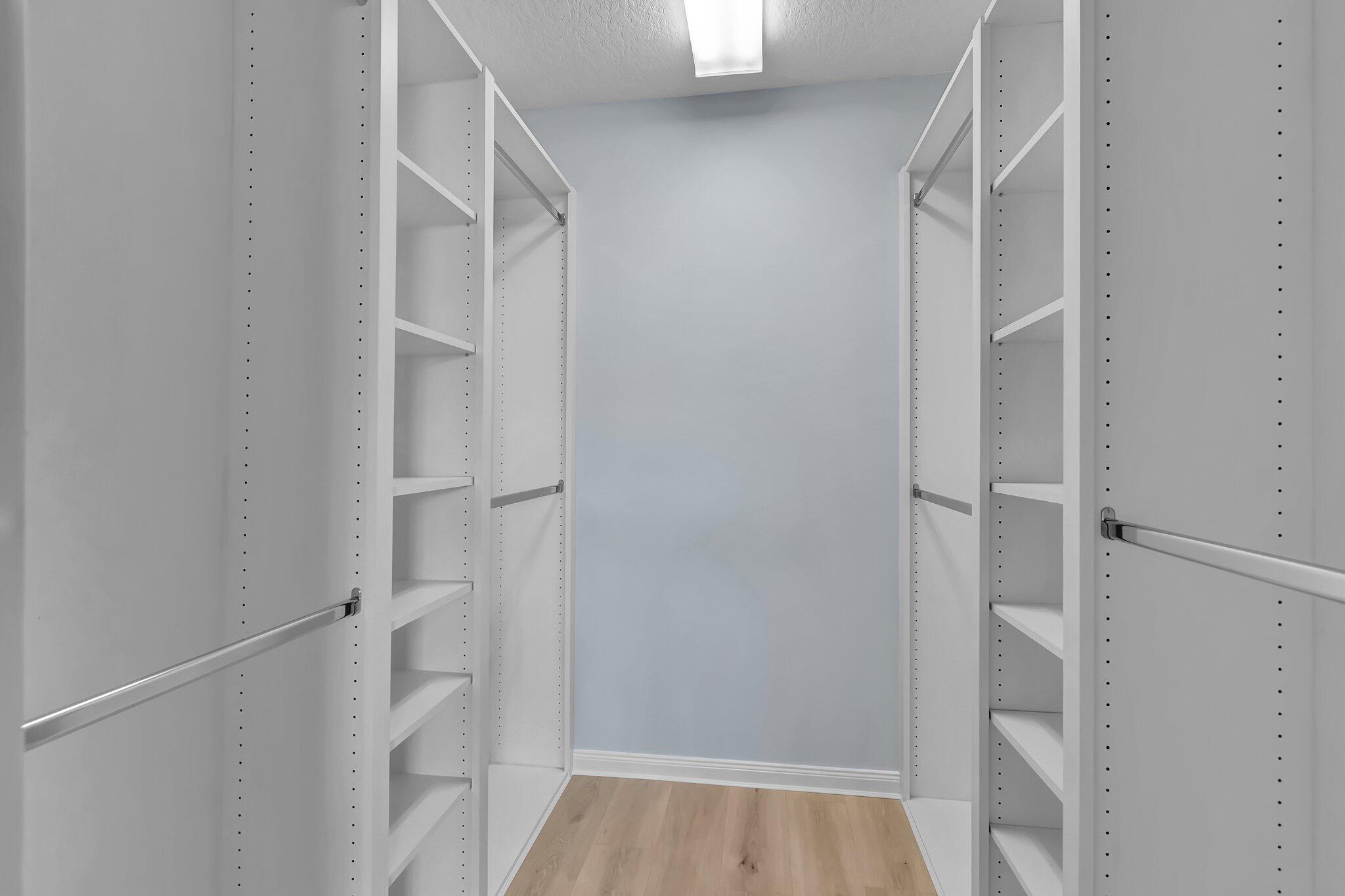 VILLAGEWALK OF WELLINGTON 1 - Residential