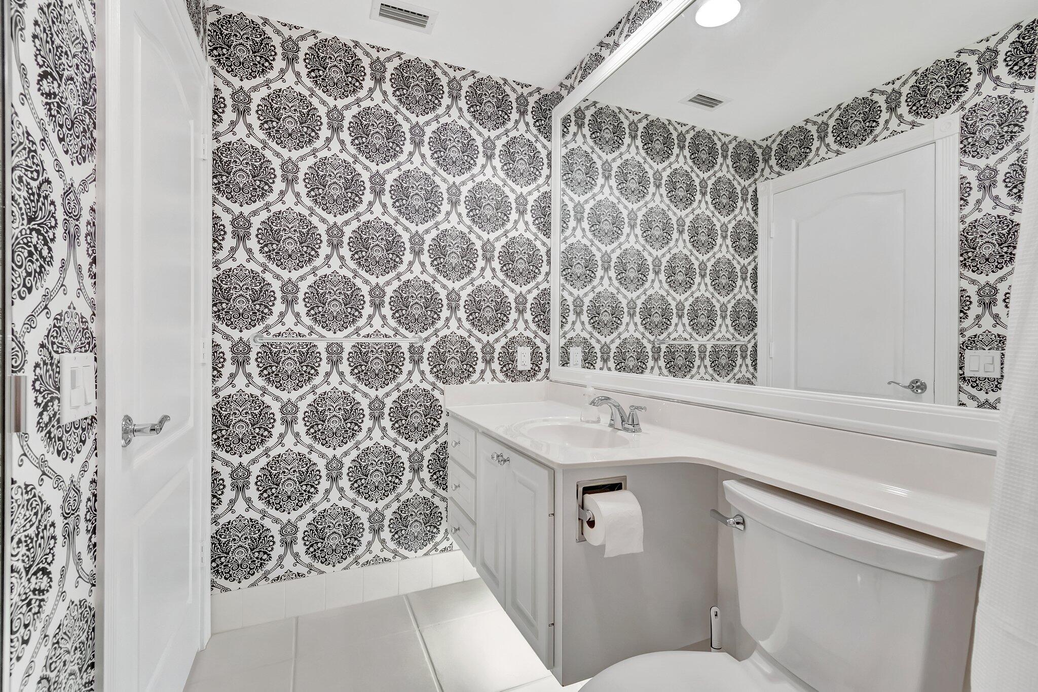 VILLAGEWALK OF WELLINGTON 1 - Residential