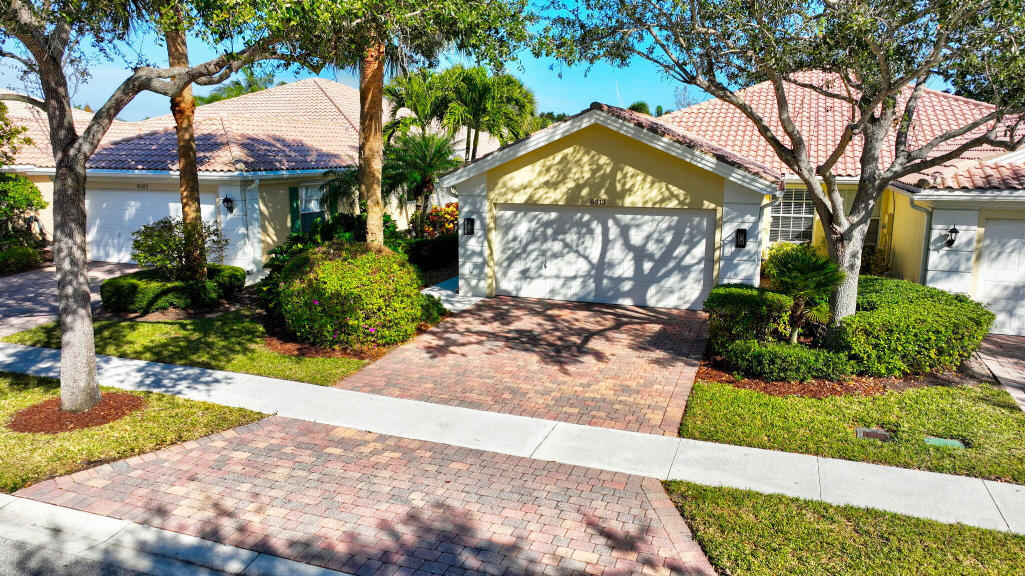 VILLAGEWALK OF WELLINGTON 1 - Residential