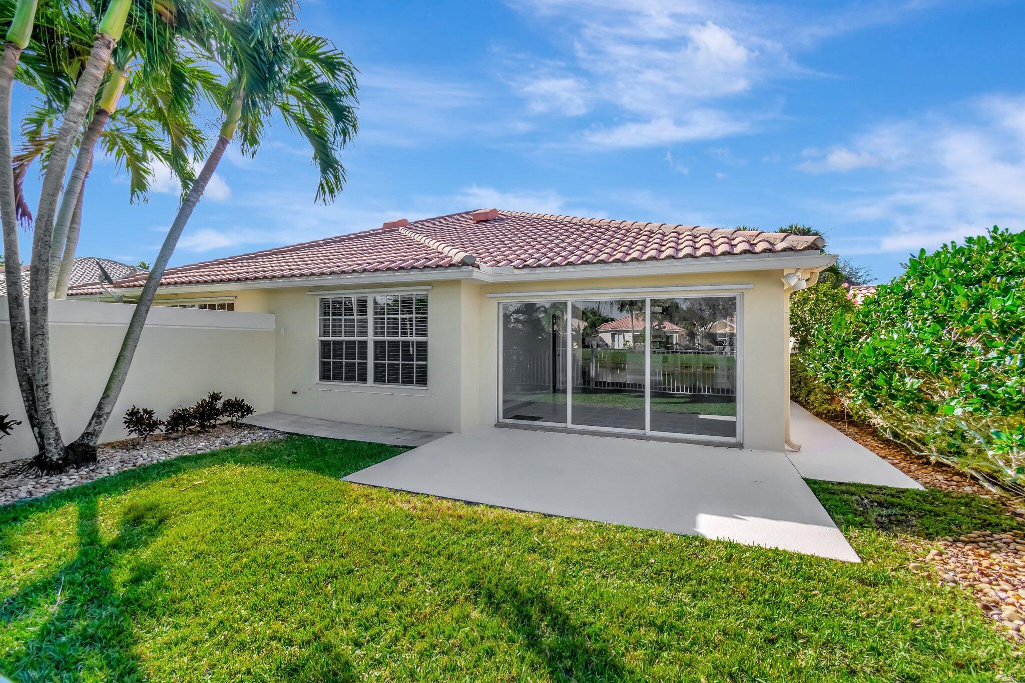 VILLAGEWALK OF WELLINGTON 1 - Residential