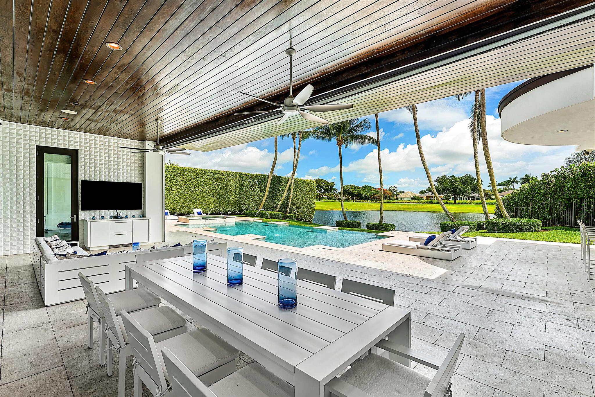 ST ANDREWS COUNTRY CLUB - Residential