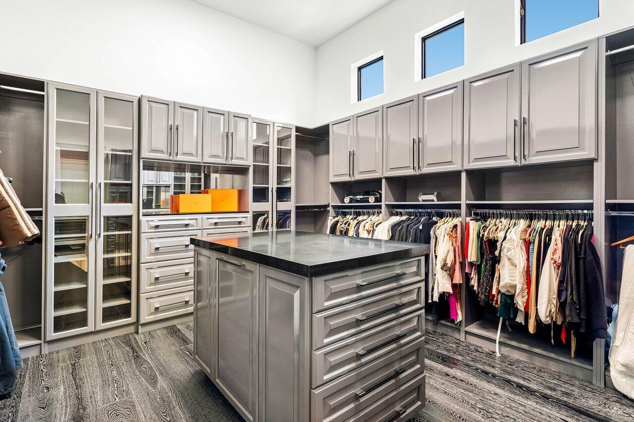 ST ANDREWS COUNTRY CLUB - Residential