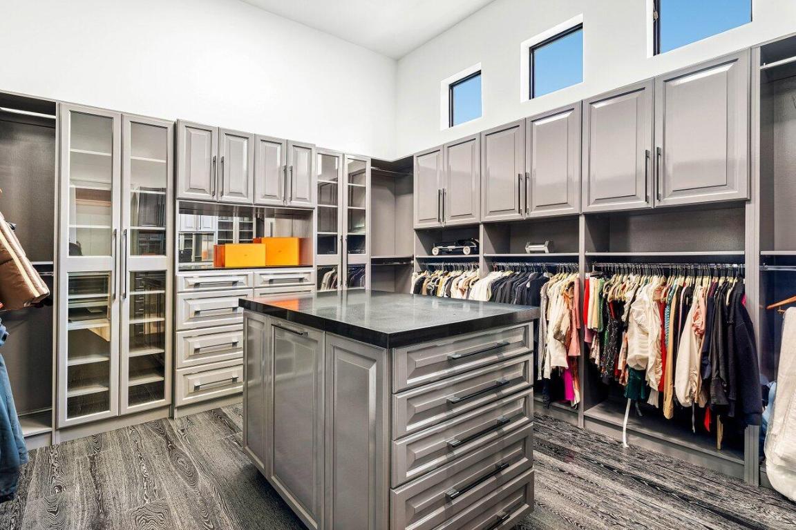 ST ANDREWS COUNTRY CLUB - Residential