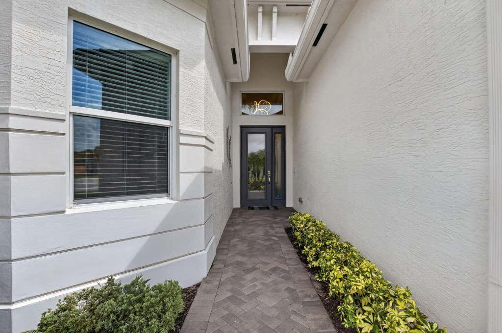 Photo of 8263 Arabian Range Road, Boynton Beach, FL 33473 (MLS # B26031469)
