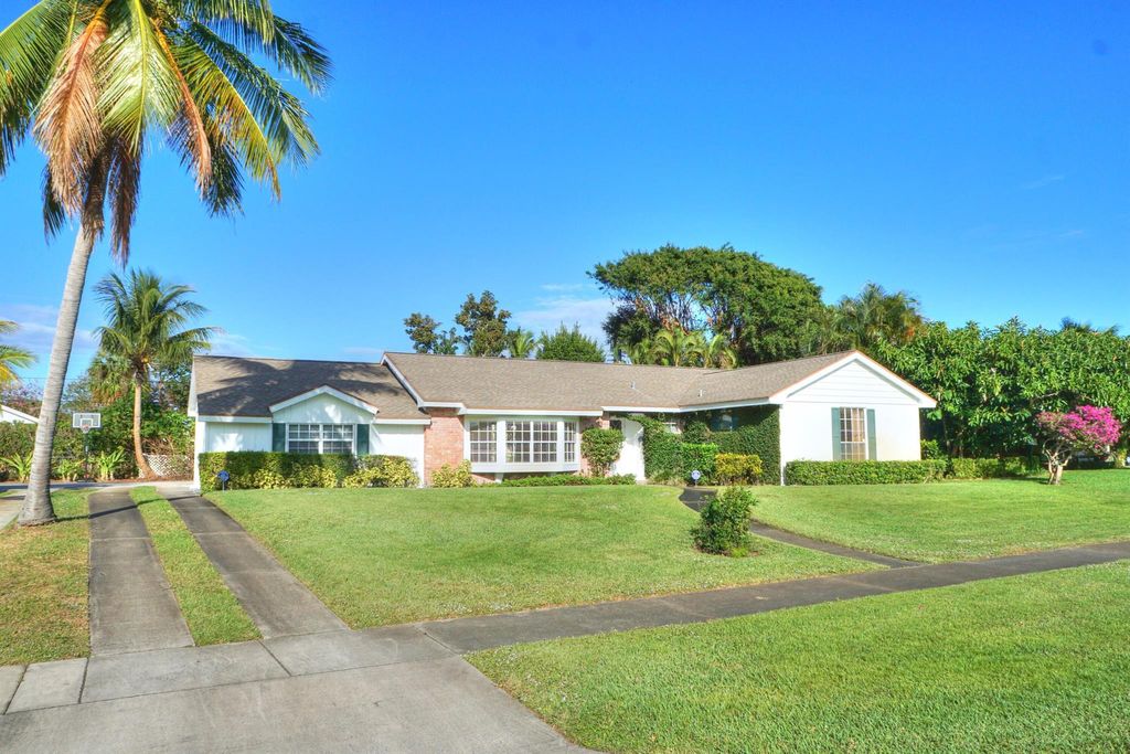 Photo of 531 Marlin Road, North Palm Beach, FL 33408 (MLS # R11073241)