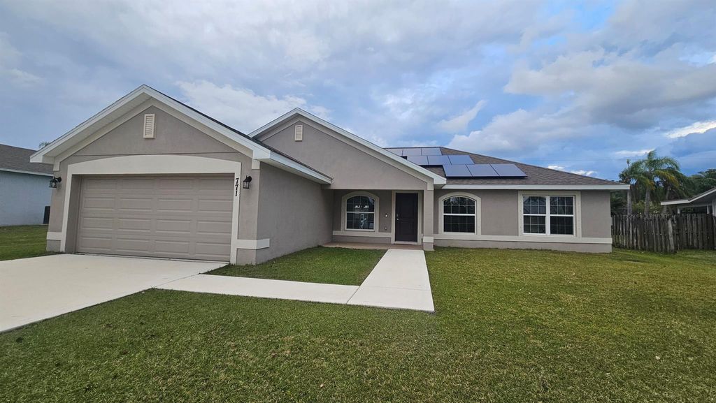 Photo of 771 SE Starflower Avenue, Port Saint Lucie, FL 34983 (MLS # R11067107)