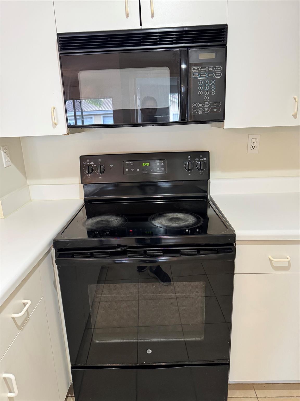 ROYAL GRAND CONDO - Residential