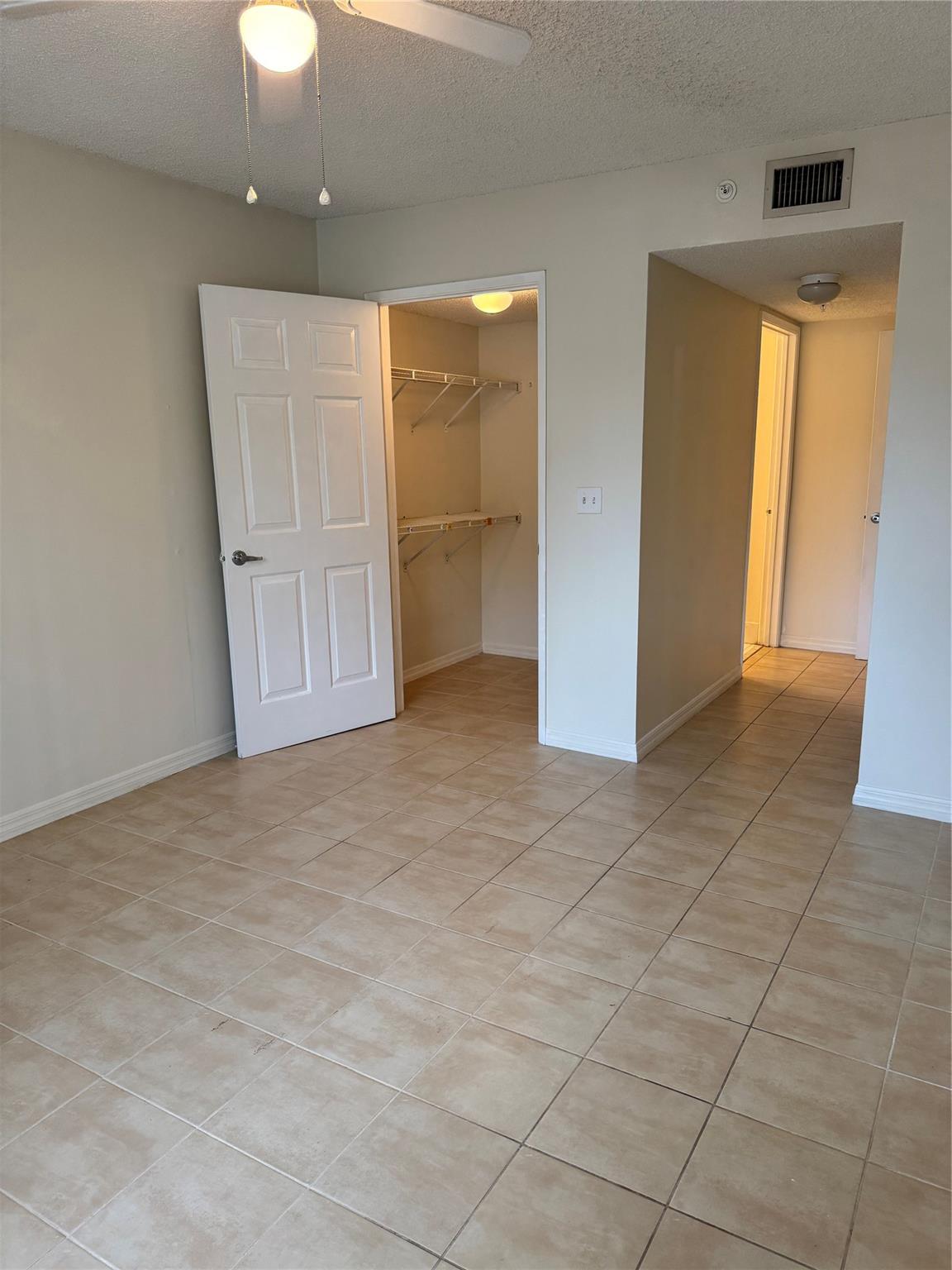 ROYAL GRAND CONDO - Residential