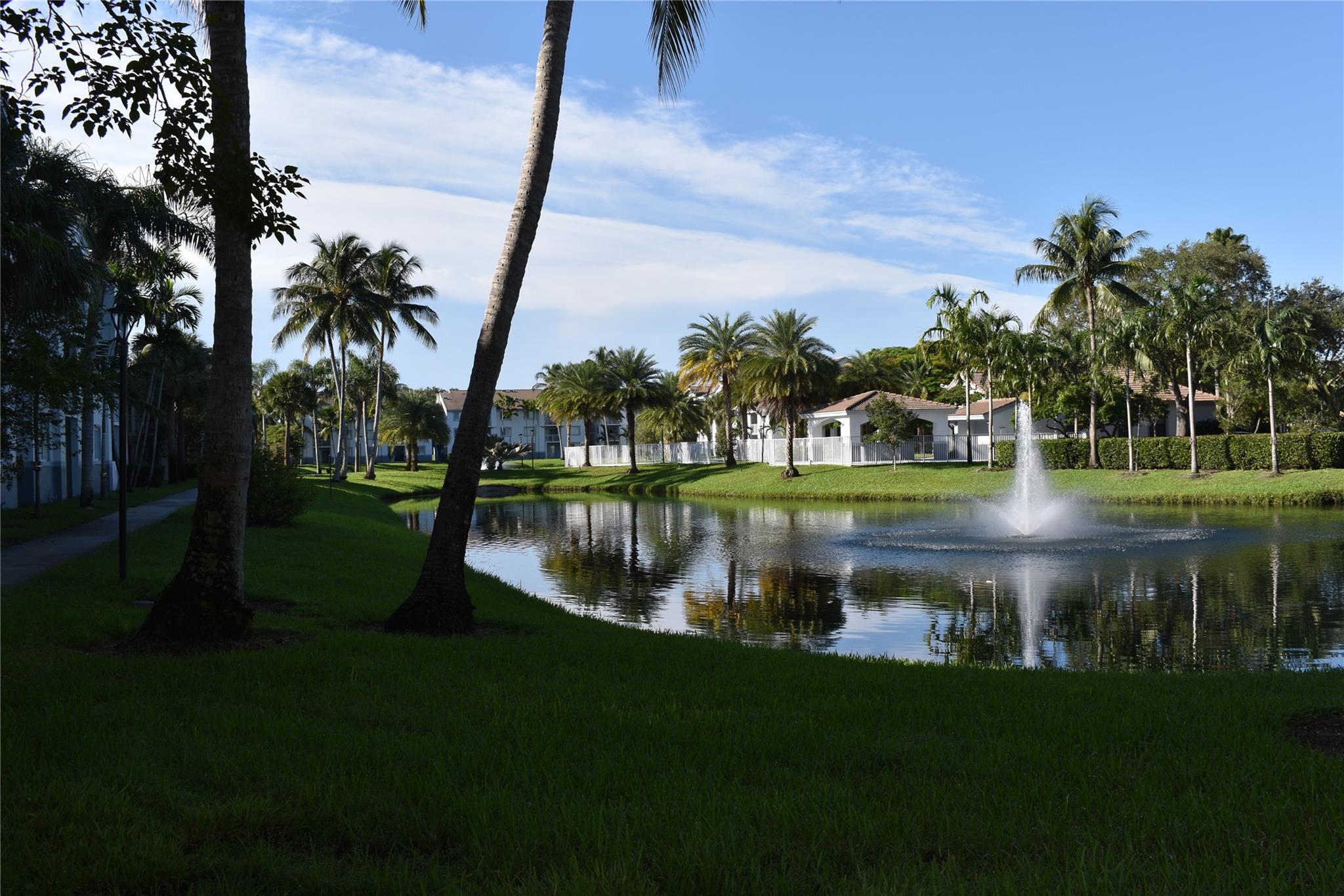 ROYAL GRAND CONDO - Residential