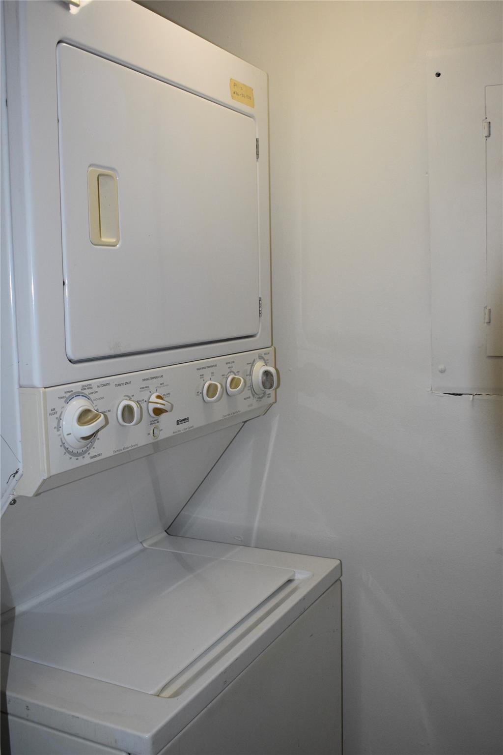 ROYAL GRAND CONDO - Residential