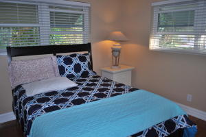 YACHT HARBOR EST - Residential Lease