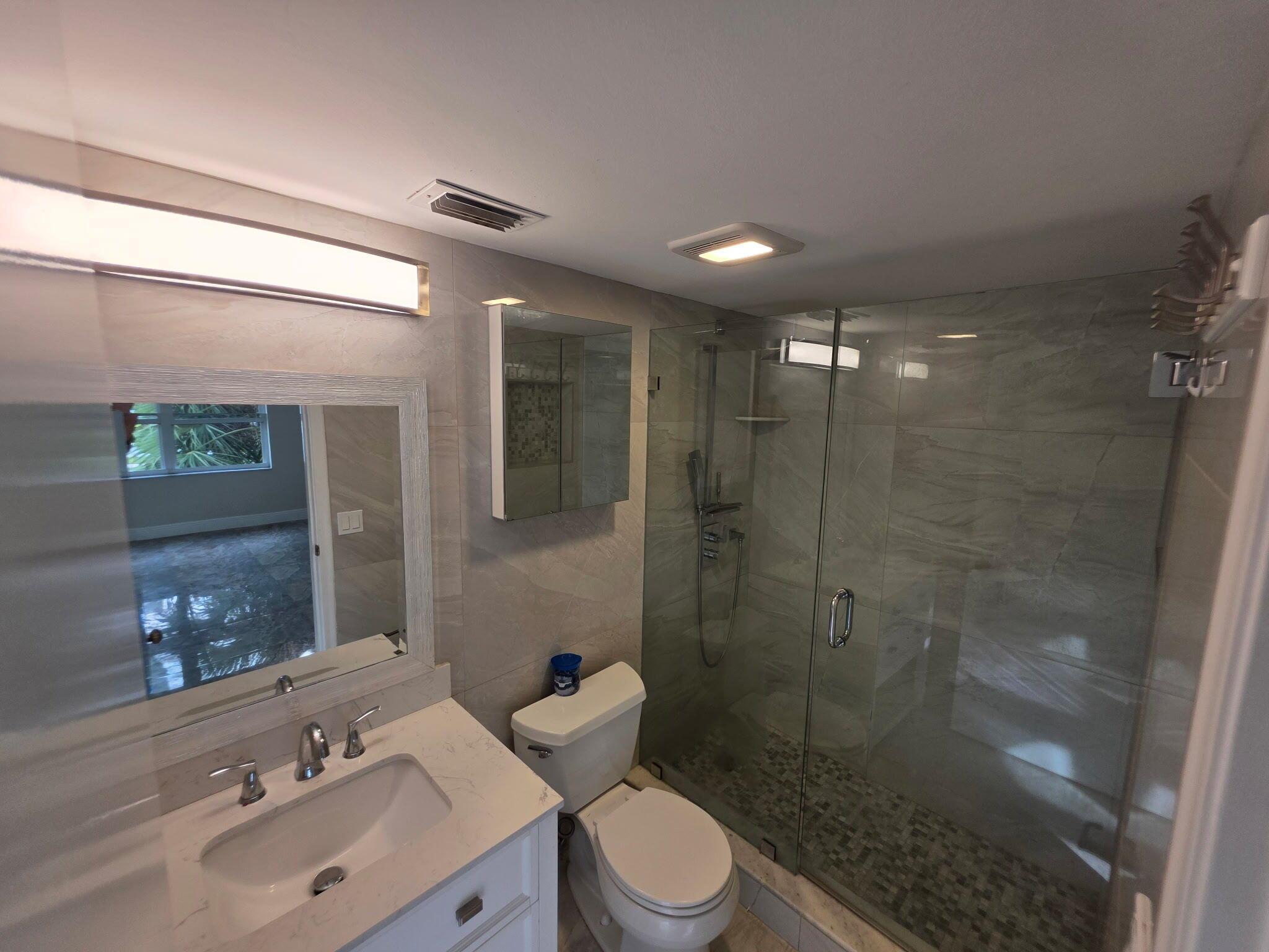 COURTYARD CONDO - Residential Lease