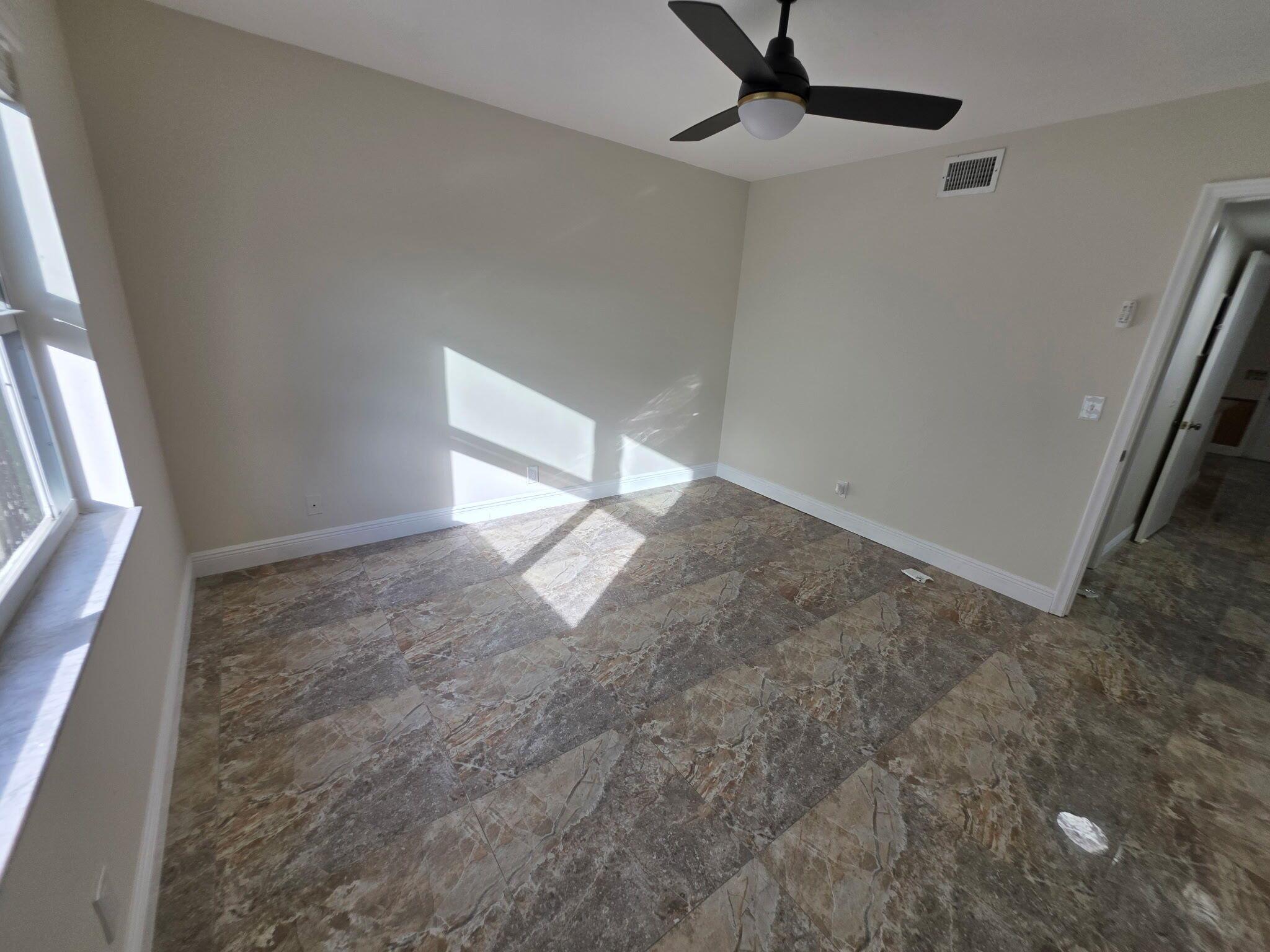 COURTYARD CONDO - Residential Lease