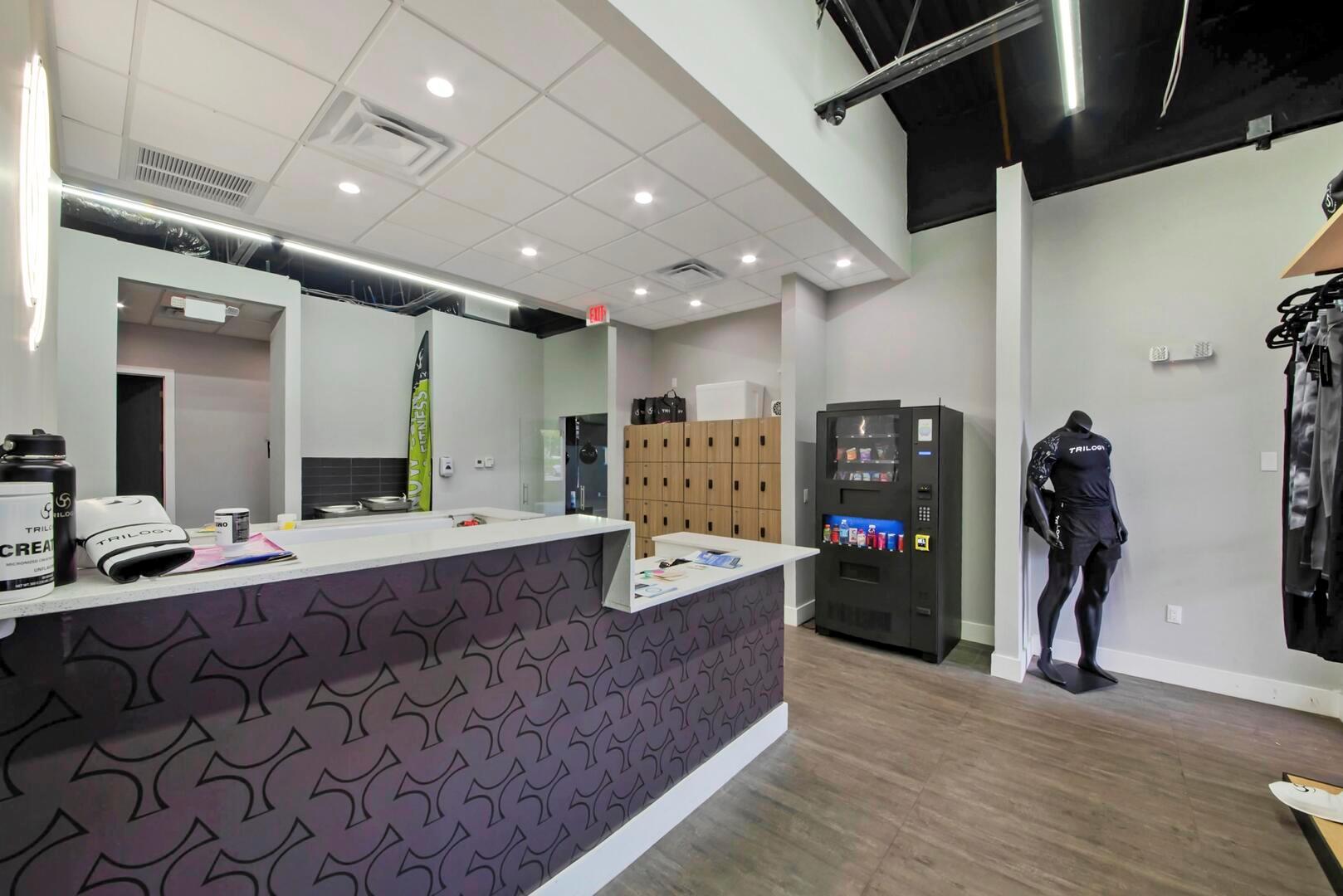 1550 N Federal Highway 1