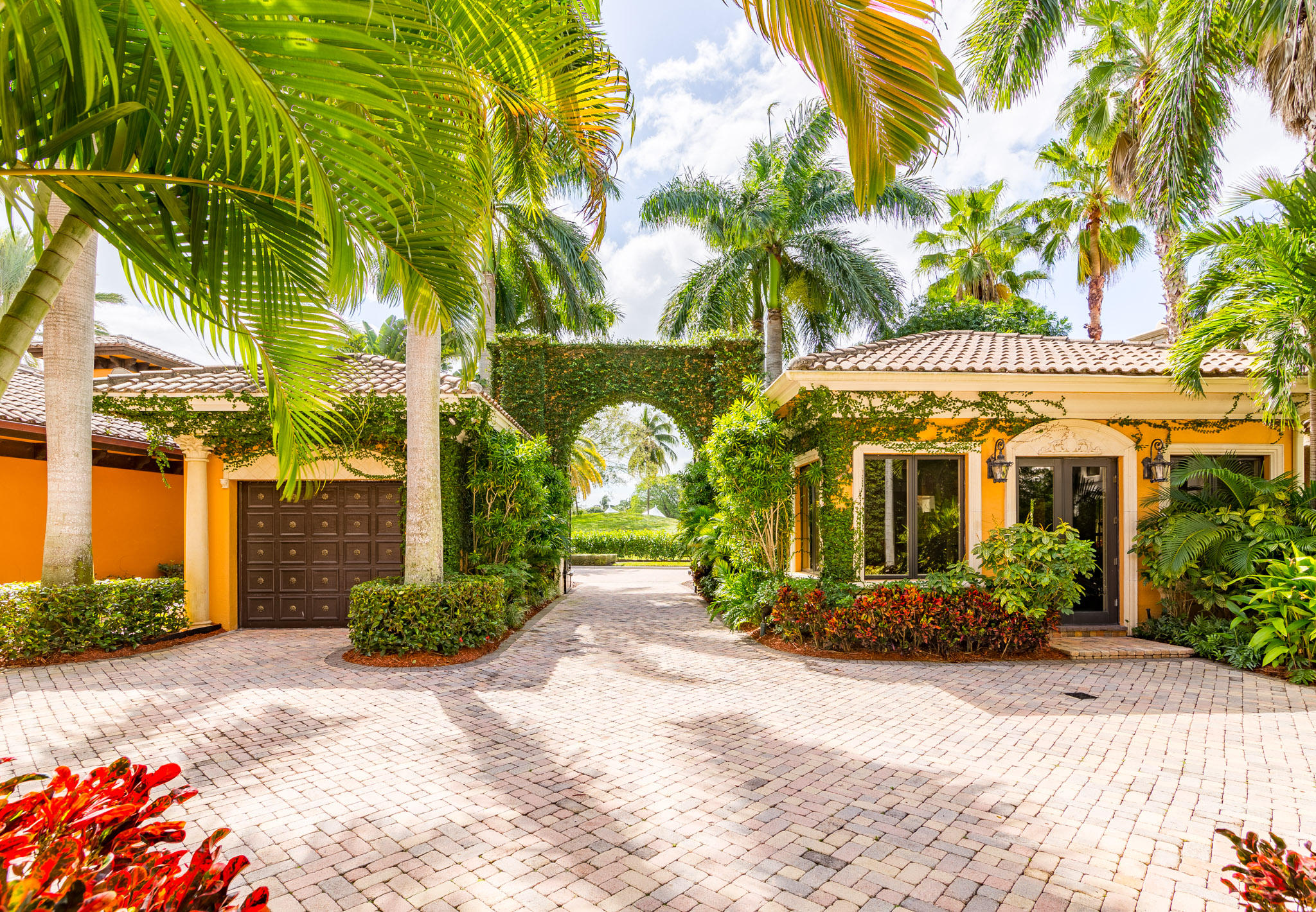 Mizner Lake Estates - Residential