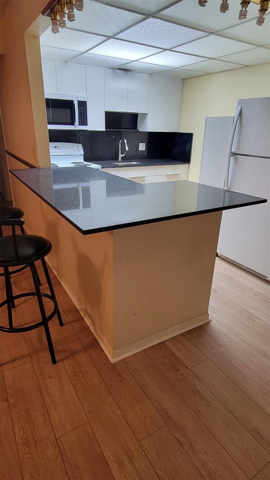 New Hampton At Century Vi - Residential Lease
