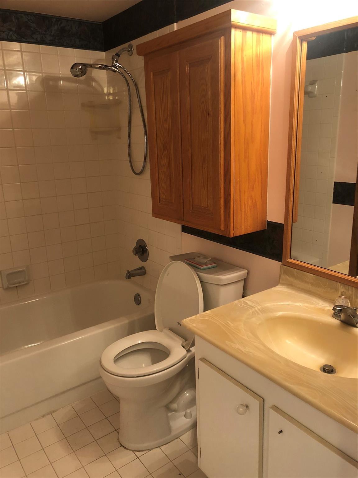 New Hampton At Century Vi - Residential Lease