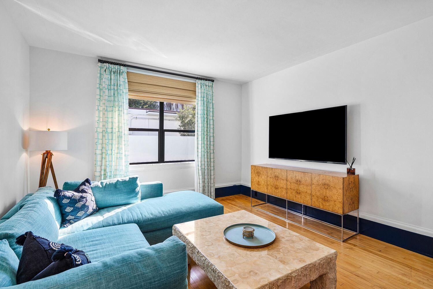 ROYAL PARK - Residential