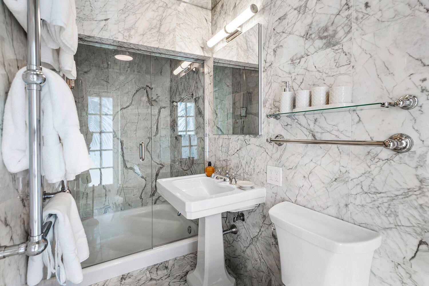 ROYAL PARK - Residential