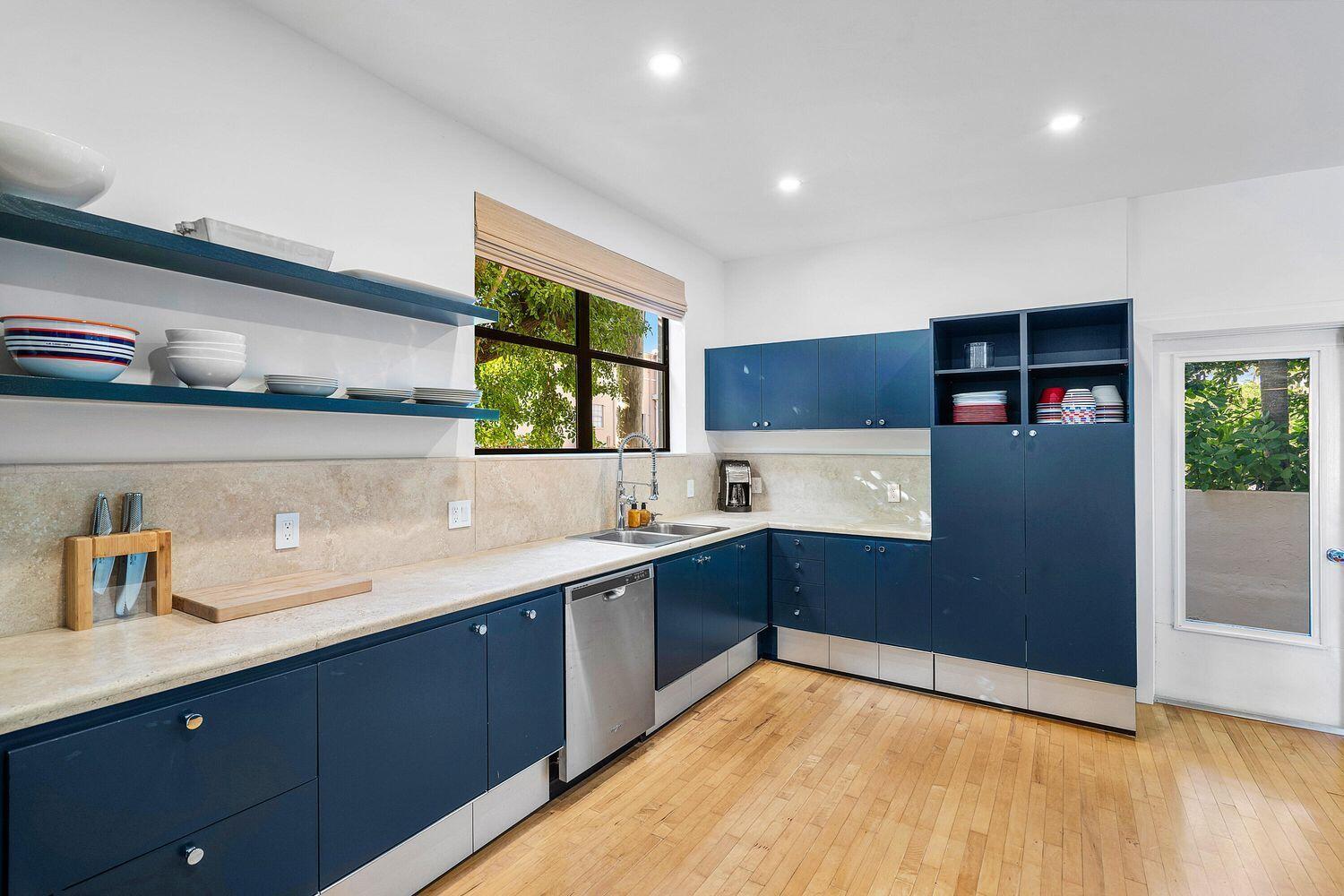 ROYAL PARK - Residential