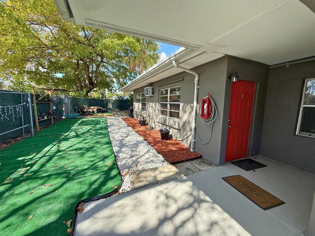 Photo of 1390 Riverland Road, Fort Lauderdale, FL 33312 (MLS # F10555271)