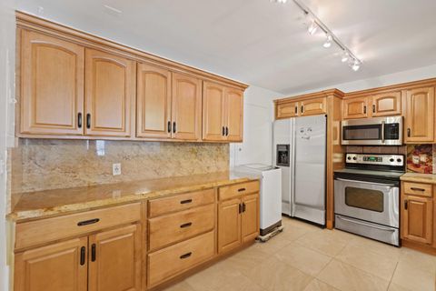 Tiny photo for 1147 Hillsboro Mile #309, Hillsboro Beach, FL 33062 (MLS # R11096177)