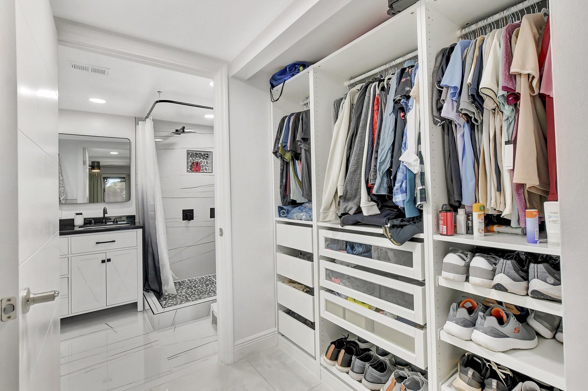 VILLAGE AT BOCA RIO PH 1 - Residential