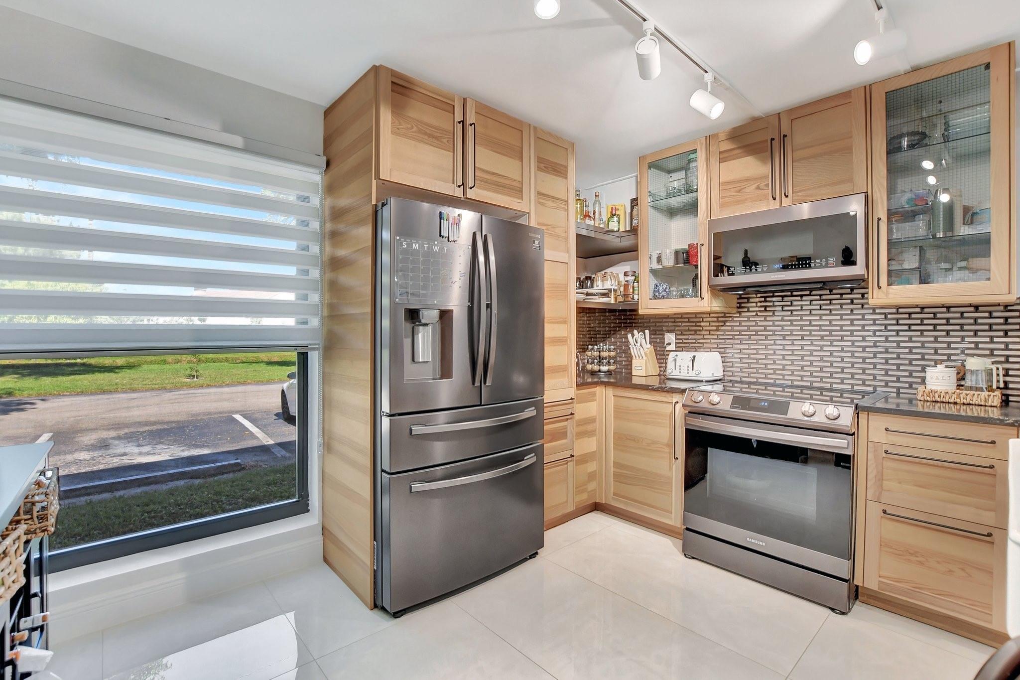 VILLAGE AT BOCA RIO PH 1 - Residential