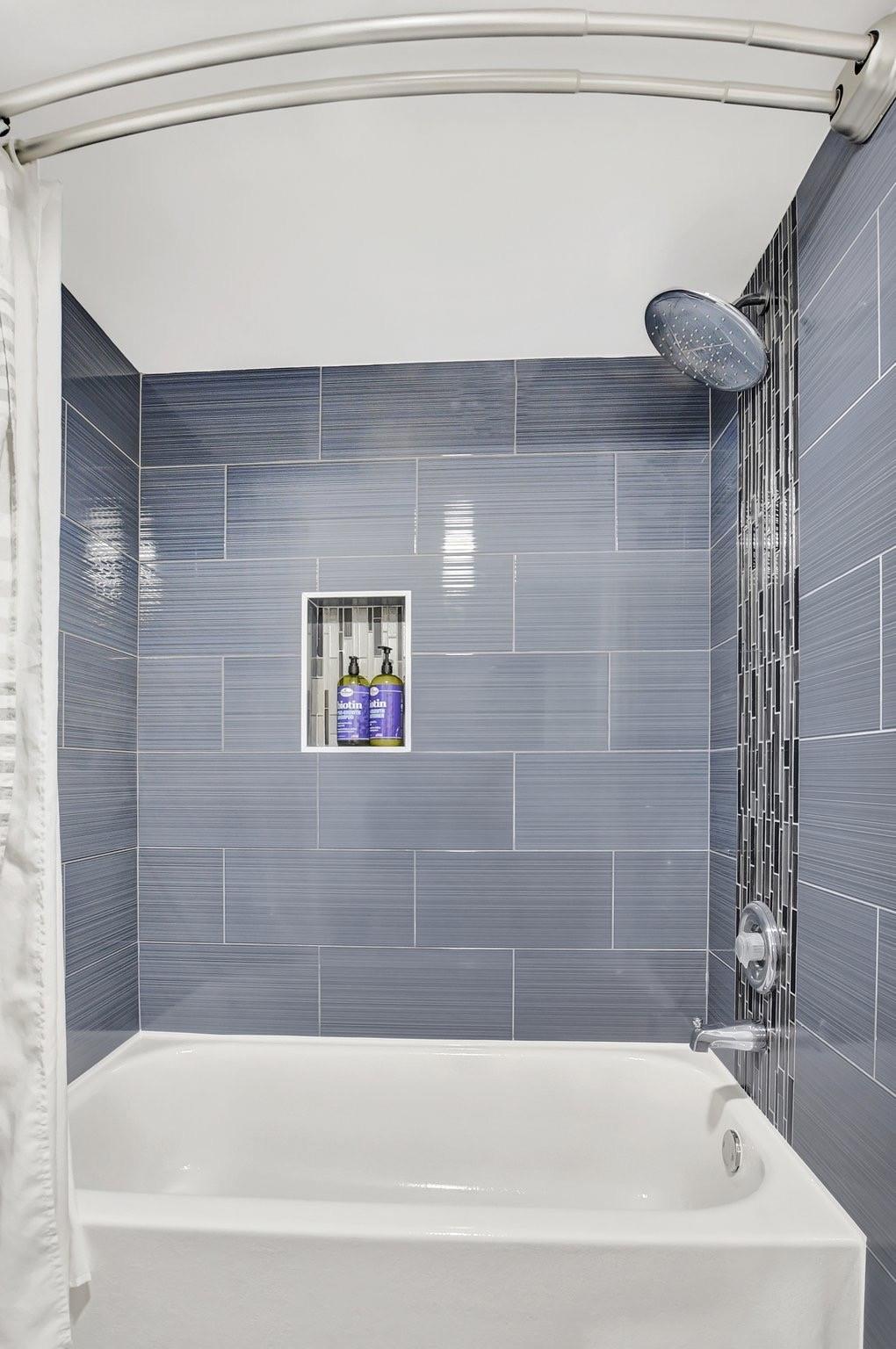 VILLAGE AT BOCA RIO PH 1 - Residential