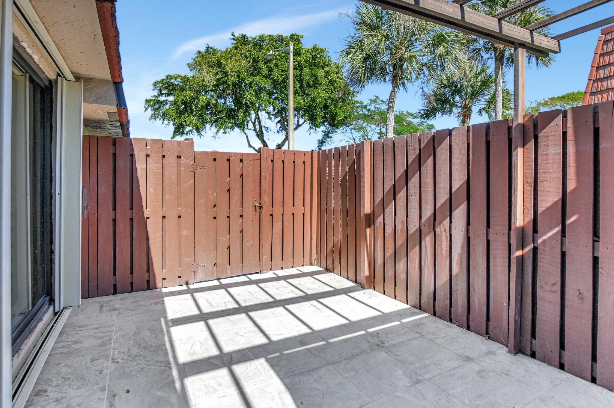 VILLAGE AT BOCA RIO PH 1 - Residential