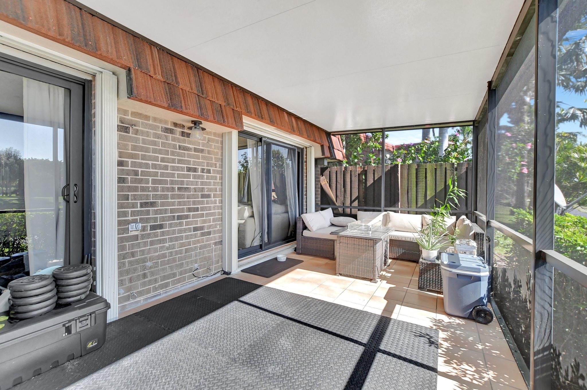 VILLAGE AT BOCA RIO PH 1 - Residential