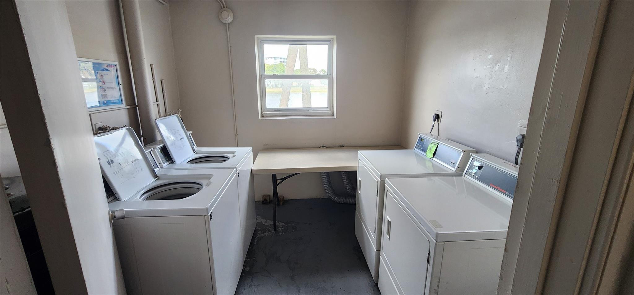 PALM AIRE COUNTRY CLUB - Residential