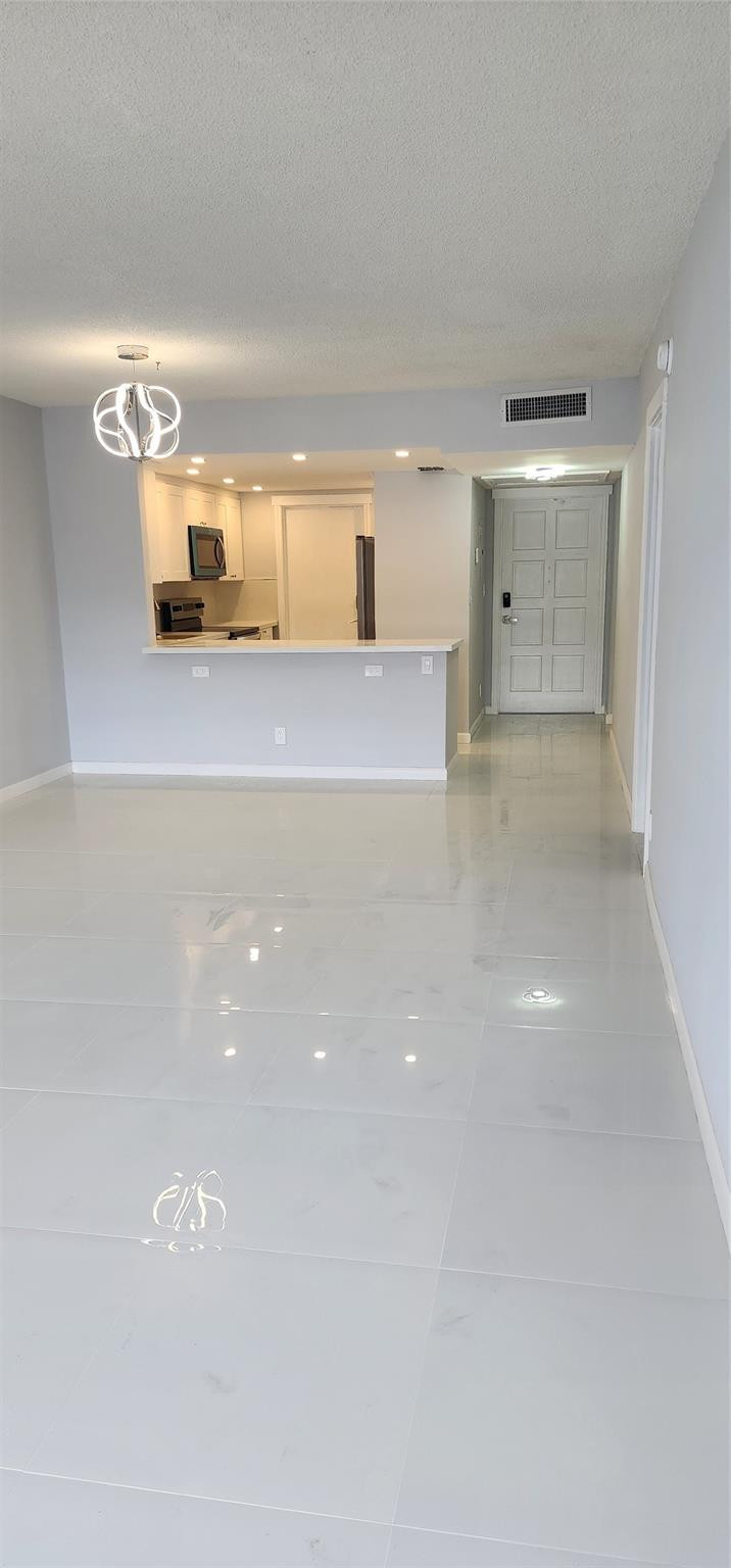 PALM AIRE COUNTRY CLUB - Residential