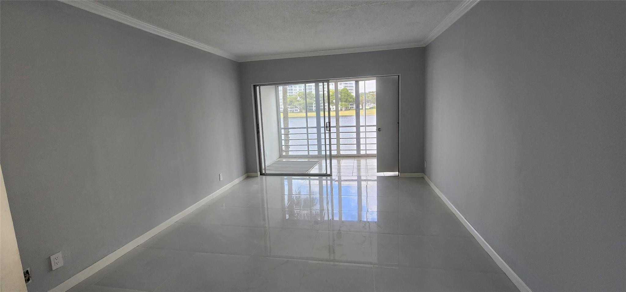 PALM AIRE COUNTRY CLUB - Residential